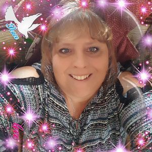 Meet your Posher, Brenda